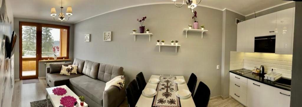 Zlote Tarasy Apartamentyzakopianskie Basen Sauna Jacuzzi Apartment Zakopane