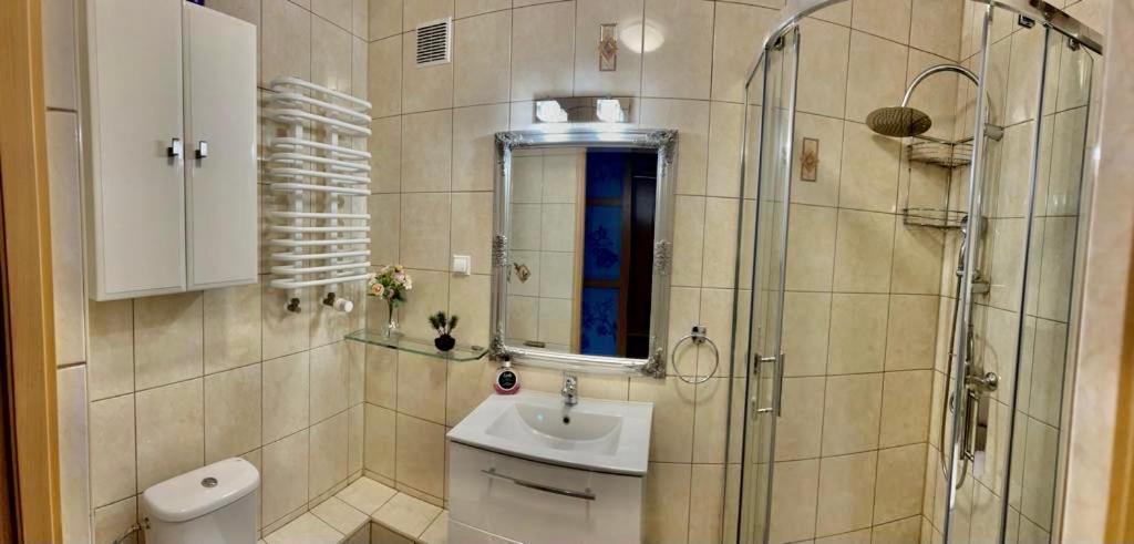 Apartment Zlote Tarasy Apartamentyzakopianskie Basen Sauna Jacuzzi Zakopane