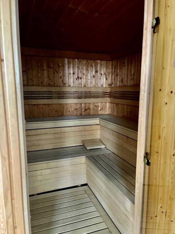 Zlote Tarasy Apartamentyzakopianskie Basen Sauna Jacuzzi * Zakopane