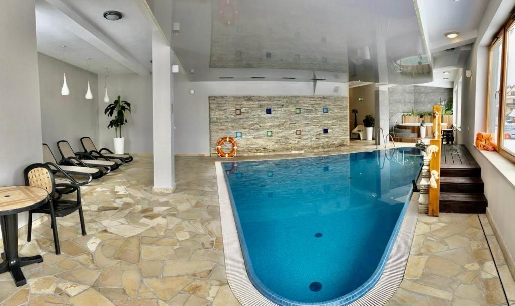 Zlote Tarasy Apartamentyzakopianskie Basen Sauna Jacuzzi Apartment